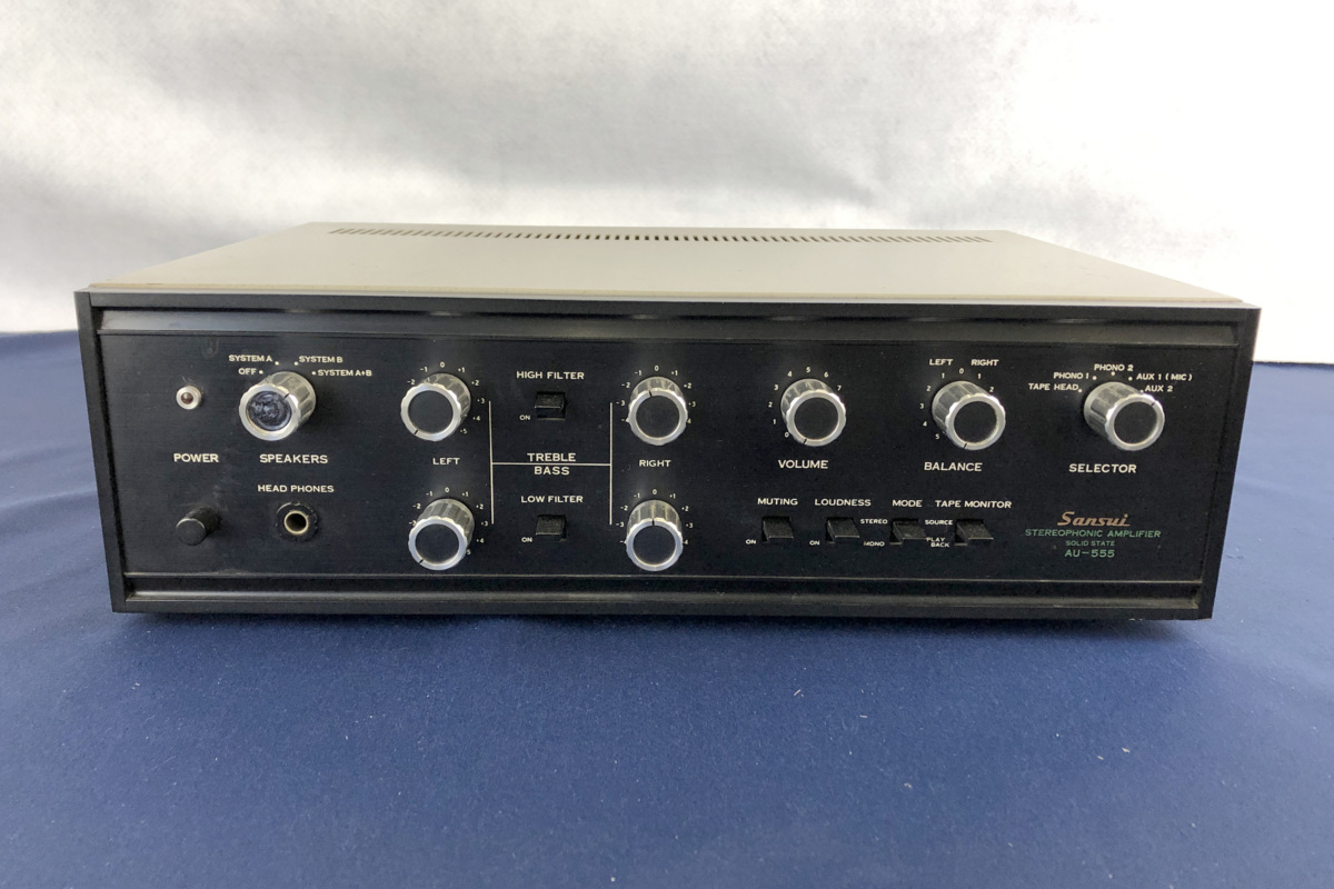 ☆ジャンク品☆プリメインアンプ AU-555 SANSUI サンスイ 美品・動作品