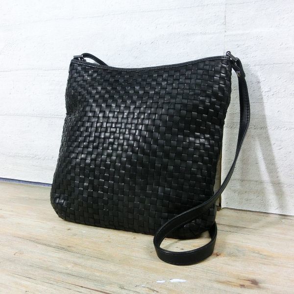 ○ PONY LEATHER ポニーレザー 馬革 ショルダーバッグ 編み込み 