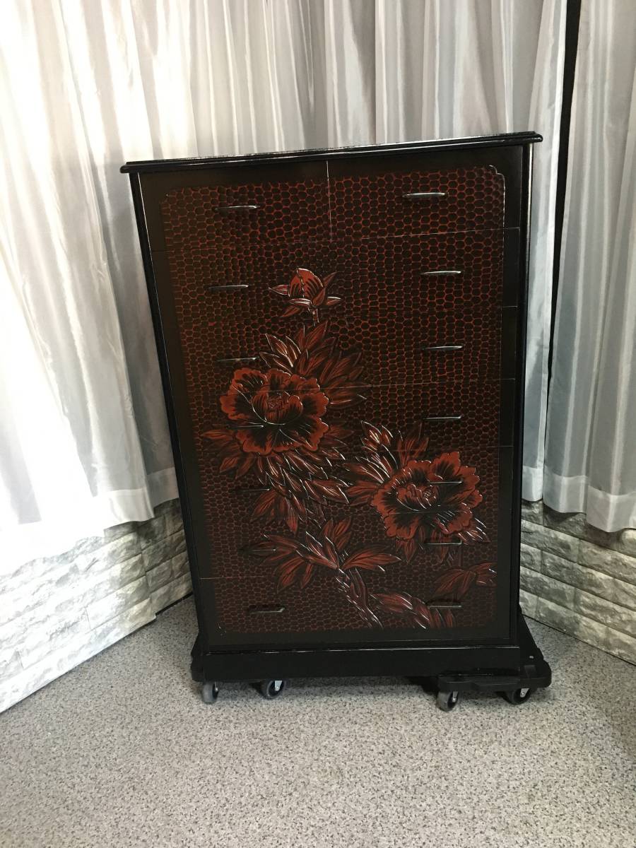 美品！鎌倉彫 三段 チェスト 民芸品 和 たんす 美品！鎌倉彫 三段