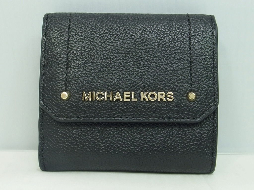 大得価 マイケルコース MICHAEL KORS 財布 二つ折り財布 ブラック 黒(二つ折り財布（小銭入れあり）)｜売買されたオークション情報、yahooの商品情報をアーカイブ公開 - オークファン 二つ折り財布（小銭入れあり）