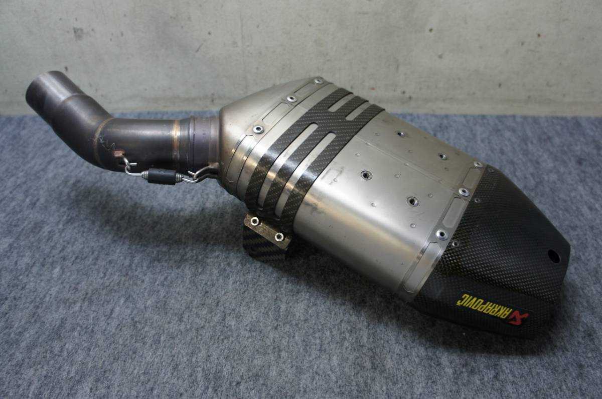 ZX-6R アクラポビッチ スリップオンマフラー チタン/カーボン