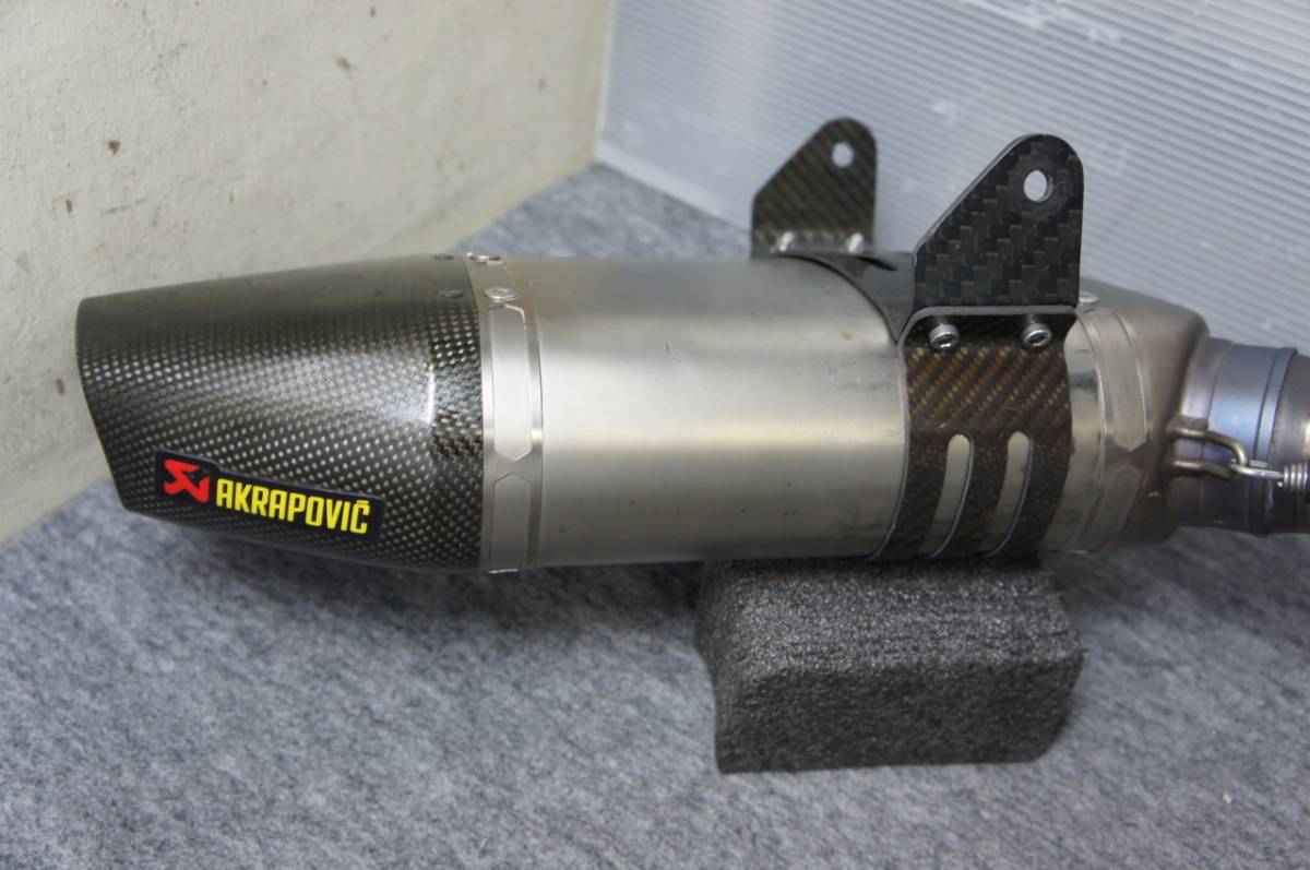 ZX-6R アクラポビッチ スリップオンマフラー チタン/カーボン