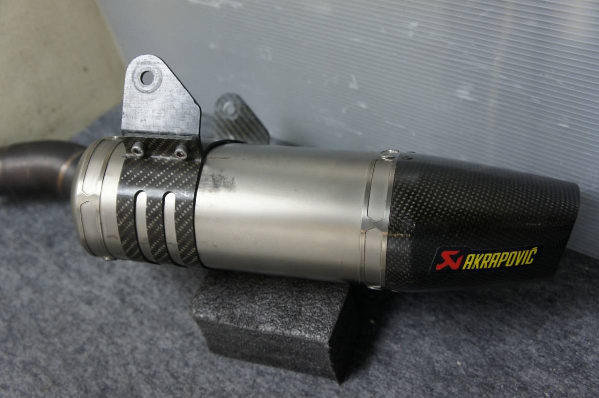 ZX-6R アクラポビッチ スリップオンマフラー チタン/カーボン