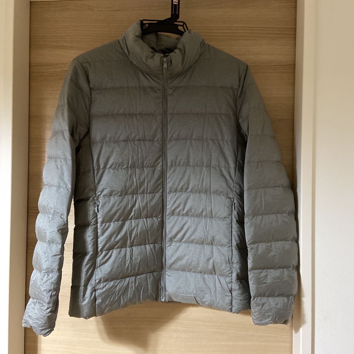 ユニクロ Uniqlo ウルトラライトダウンジャケット レディースlサイズ インナーダウン 数回使用 ライトグレー ジャンパー ブルゾン 売買されたオークション情報 Yahooの商品情報をアーカイブ公開 オークファン Aucfan Com