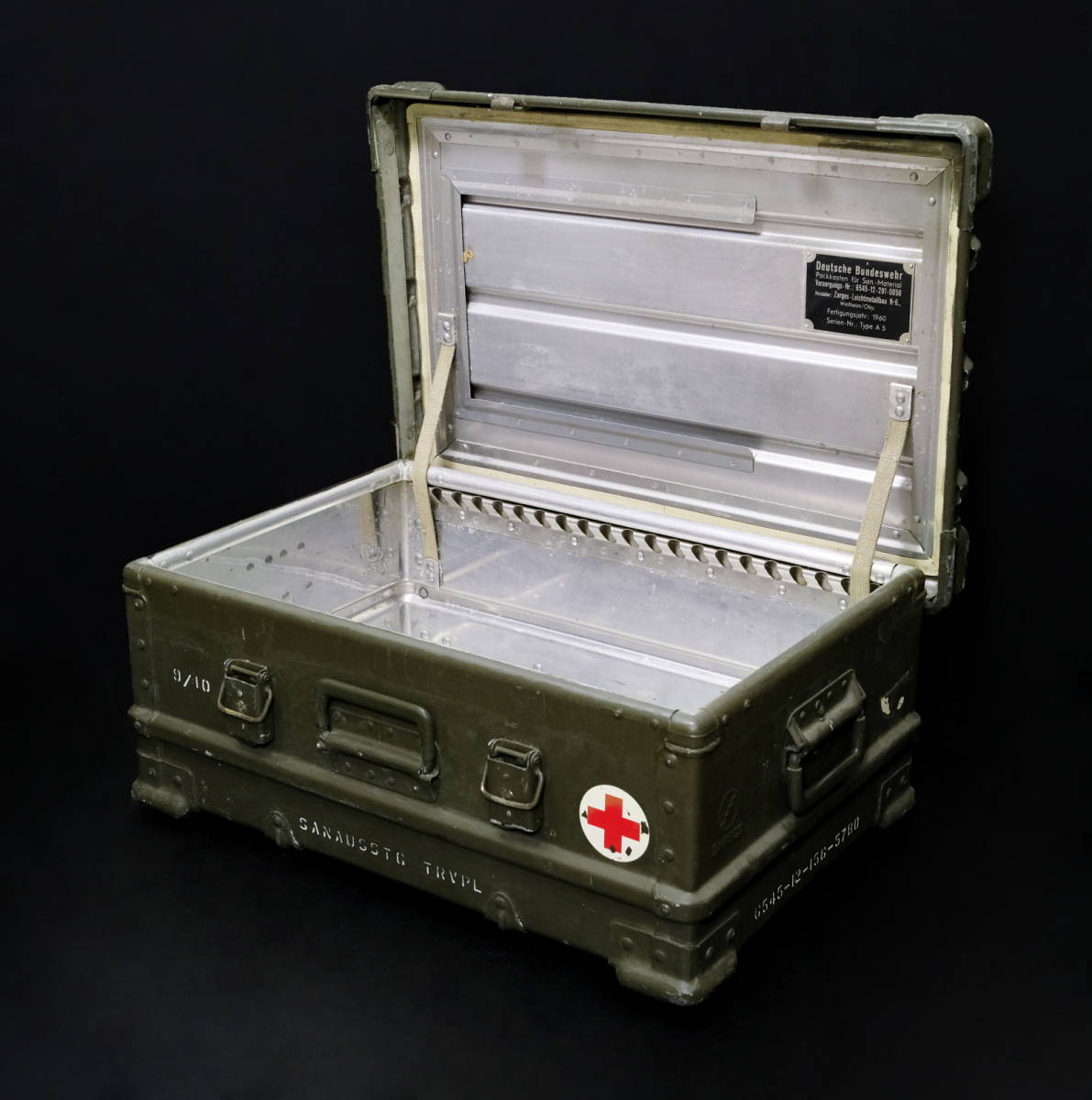 □BW ZARGES ドイツ軍アルミボックス A5 ツァーゲス（Old Version