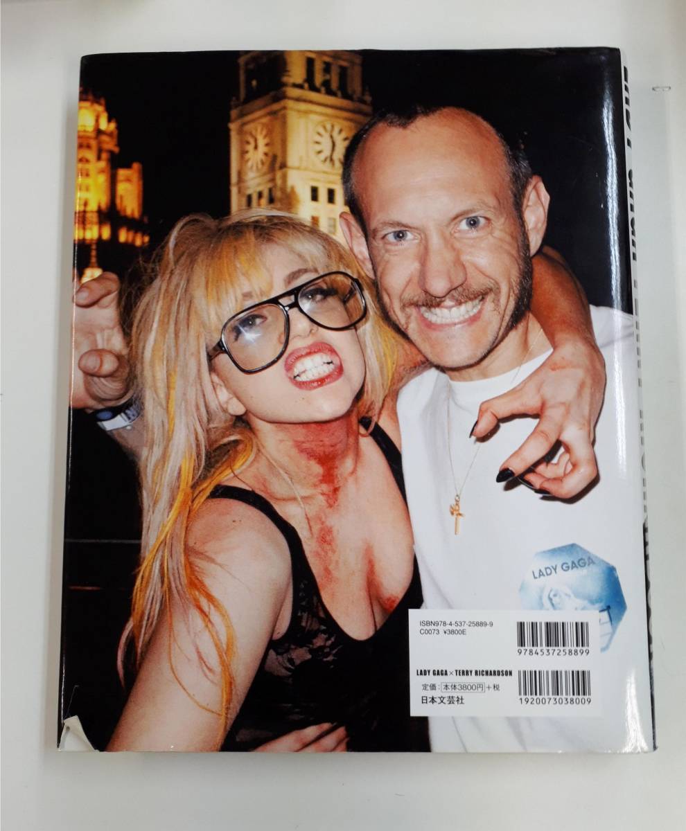 3038 Lady Gaga Terry Richardson テリー リチャードソン レディ ガガ アーティスト 音楽 写真集 Book Phot ミュージシャン 売買されたオークション情報 Yahooの商品情報をアーカイブ公開 オークファン Aucfan Com