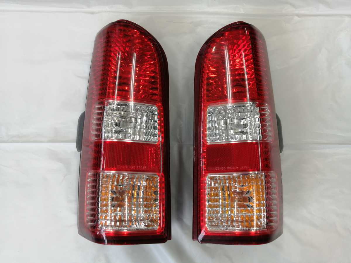 純正 DA17W スズキ 即決 テールランプ エブリィ ライト LED エブリィ 