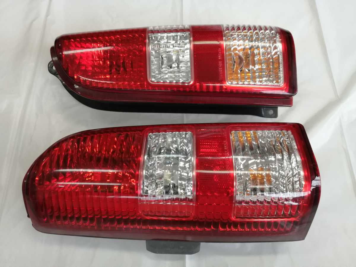 純正 DA17W スズキ 即決 テールランプ エブリィ ライト LED エブリィ 