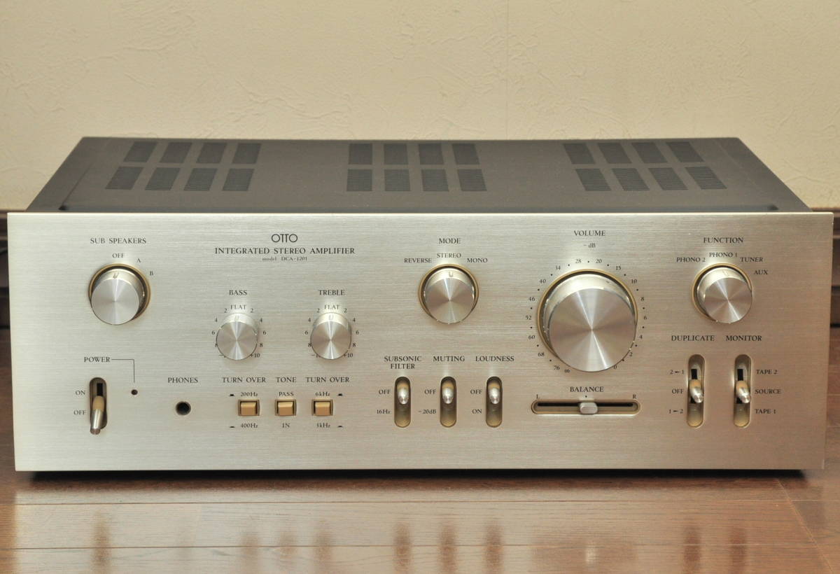 美品 動作良好】BOW TECHNOLOGIES WAZOO プリメインアンプ