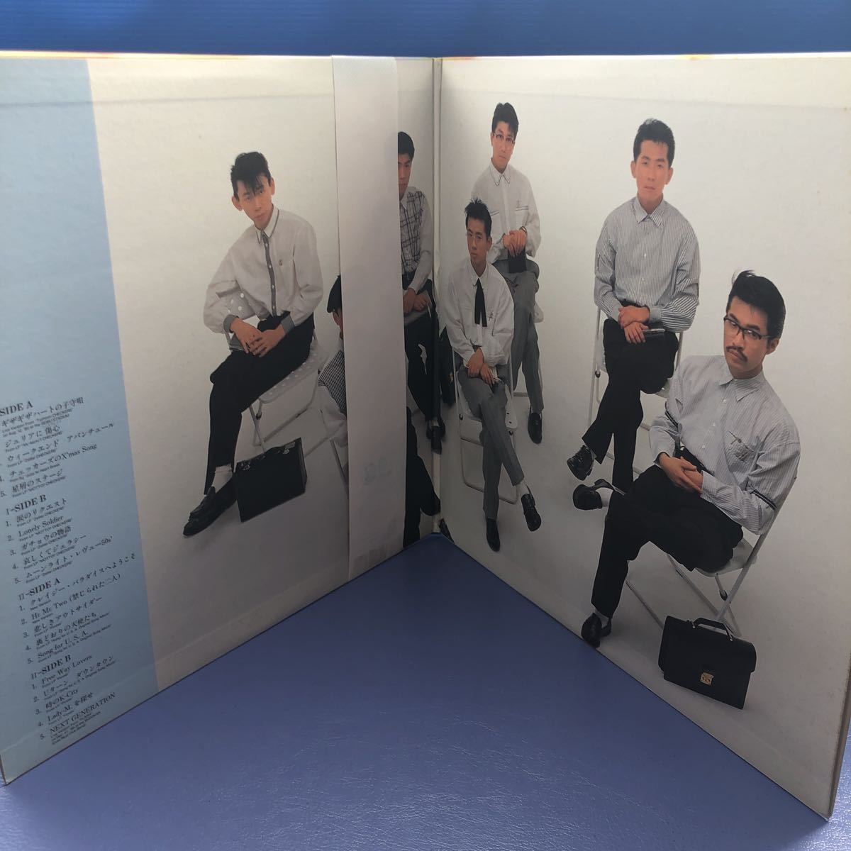 二枚組 チェッカーズ The Checkers Best チェッカーズ専用色紙直筆