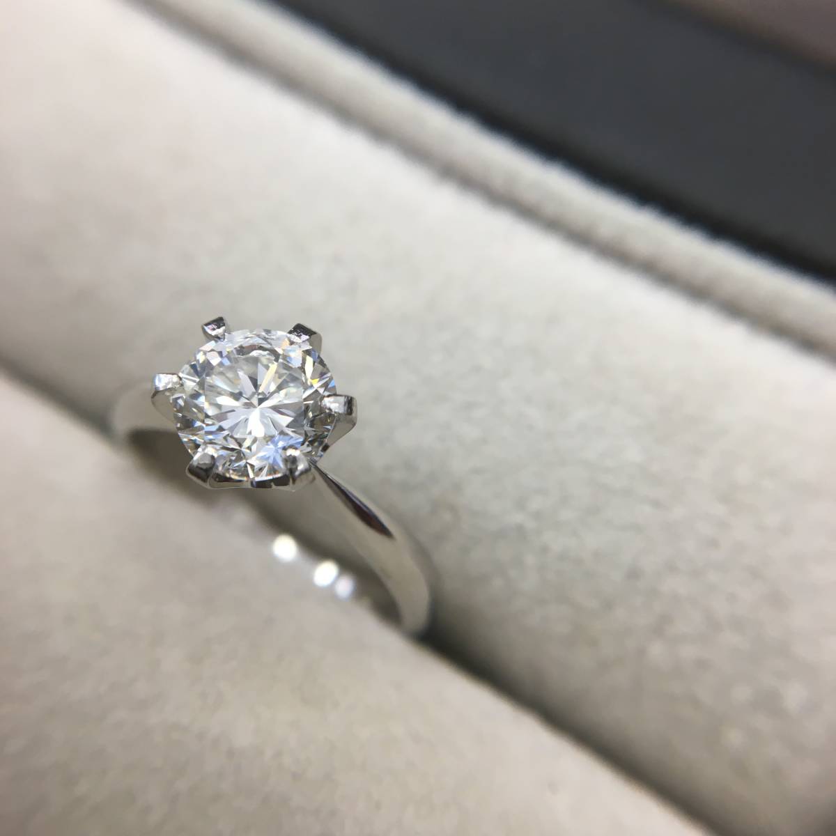 美品 大粒 ダイヤモンドリング 天然ダイヤ 一粒ダイヤ 1.061ct Pt900 