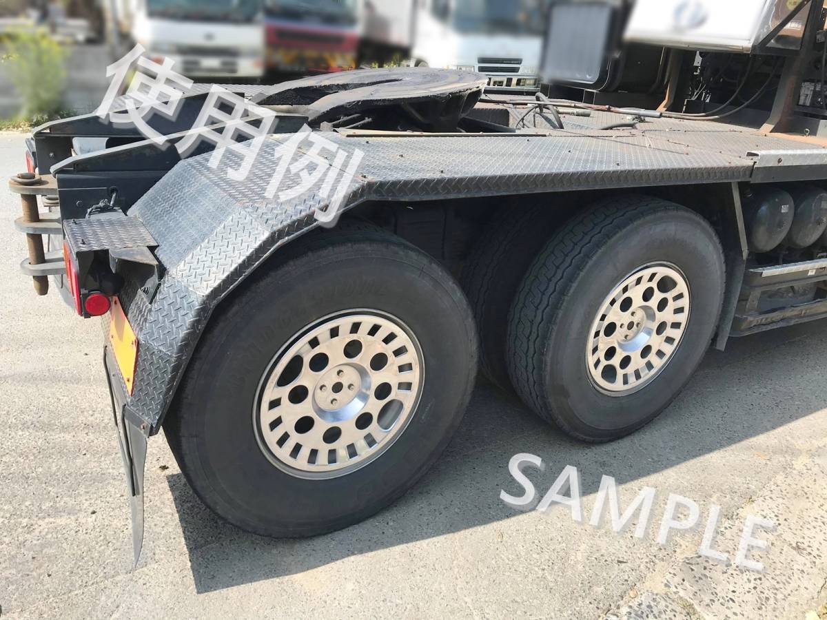大型車 メッキホイールカバー キャップ ライナー 8穴 前後6枚セット ブラケット付 (日産UDから) 検→ デコトラ