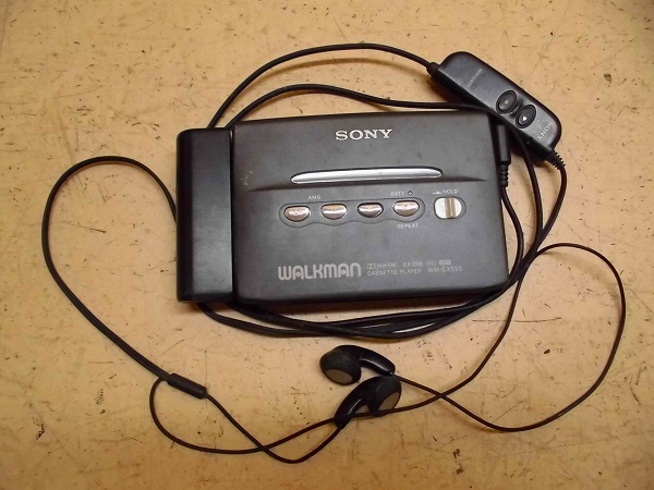 SONY WM-EX555 カセットウォークマン - ジャンク品｜Yahoo!フリマ
