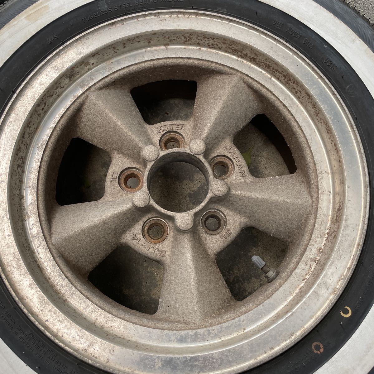 WHEELS PF05｜製品｜ENKEI PF05 | ゴテゴテしたホイールに飽きた大人へ 