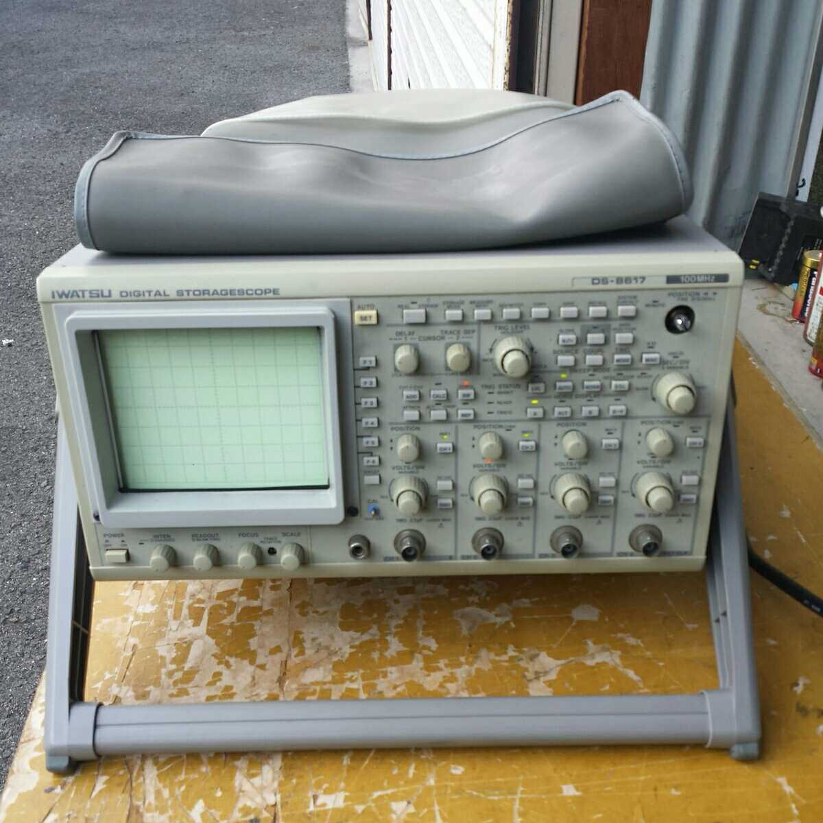 IWATSU DS-8617 100MHz DIGITAL STORAGESCOPE オシロスコープ(岩崎通信機)｜売買されたオークション情報 ...