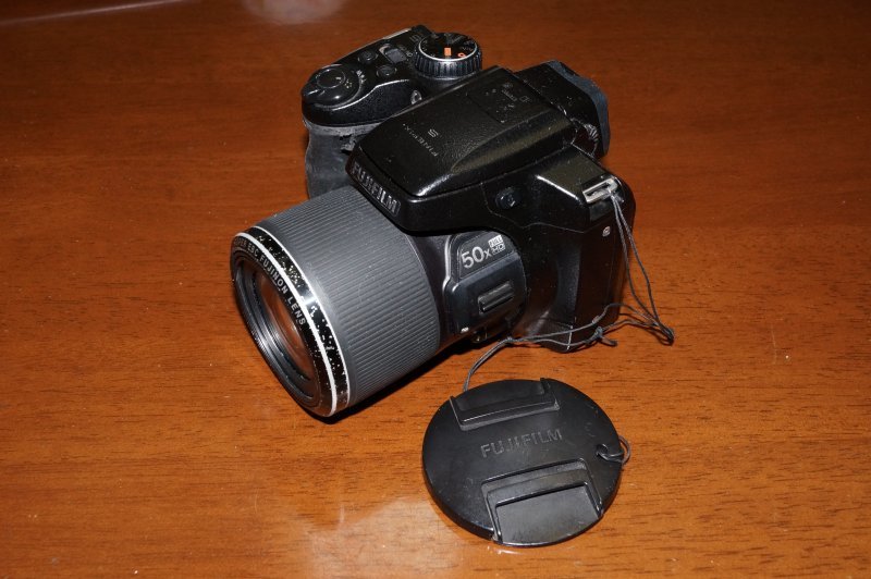FUJIFILM FinePix S9800 50倍ズーム | RAGNA.BY