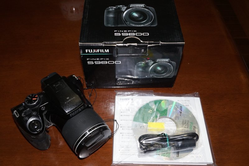 FUJIFILM FinePix S9800 50倍ズーム | RAGNA.BY