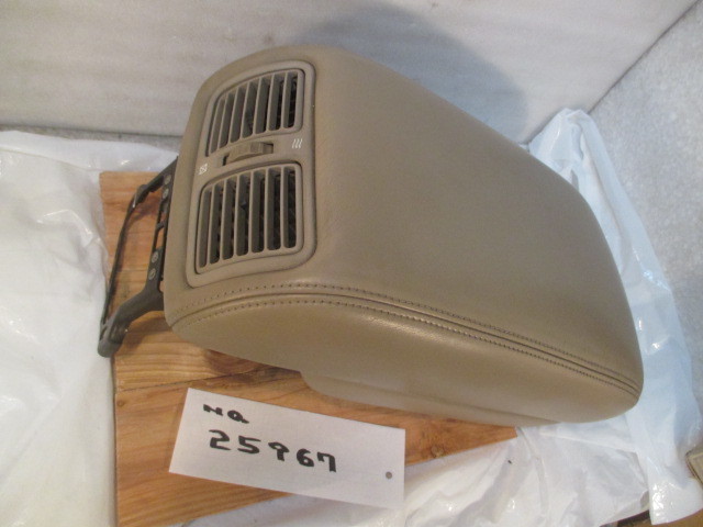 セルシオ（トヨタ）の中古車 平成8年 セルシオ」の中古車を探す