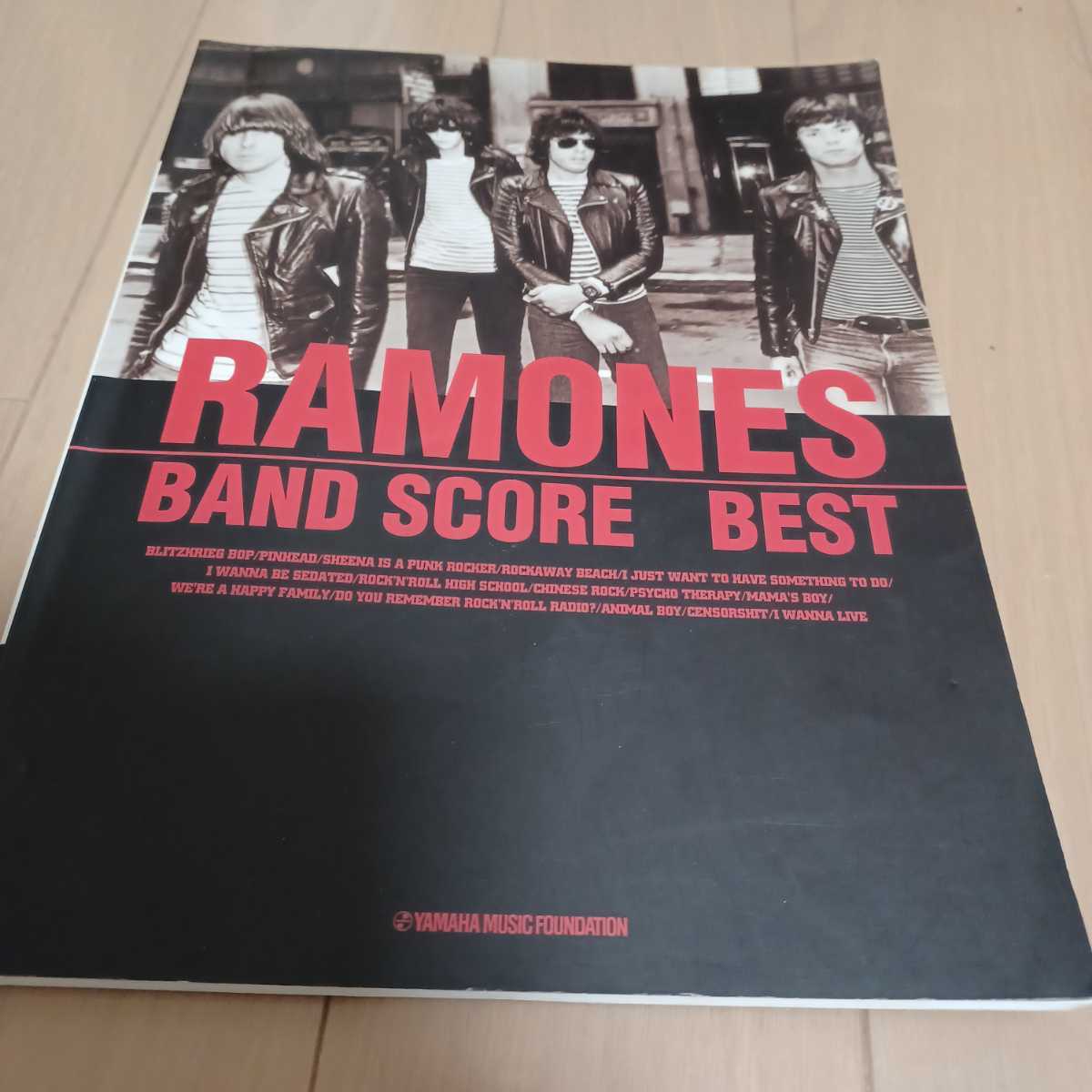 新作，大得価 RAMONES ベスト バンドスコア ラモーンズ(洋楽)｜売買されたオークション情報、yahooの商品情報をアーカイブ公開 - オークファン ポピュラー