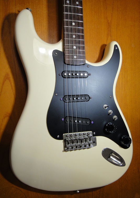 希少マリン・ライダーMR-2 ダブルピックアップ 内蔵アンプ 希少 マリン