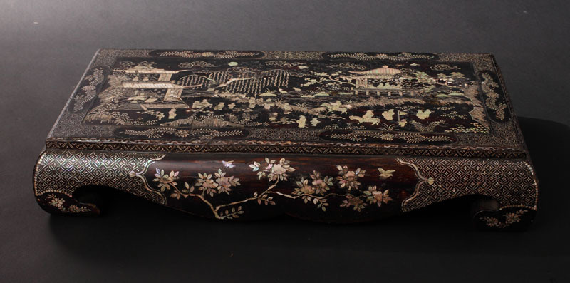 時代唐物 青貝螺鈿細工 楼閣人物 平卓 花台 香炉台 58cm 木製【MA624 時代◇螺鈿唐人図長四方卓 (螺鈿 青貝 唐 中国 卓 文案 書案 机 香炉台