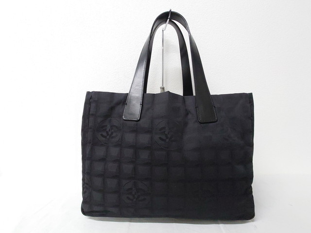 本物□極美品□CHANEL□シャネル□ニュートラベルMM□ショルダーバッグ 