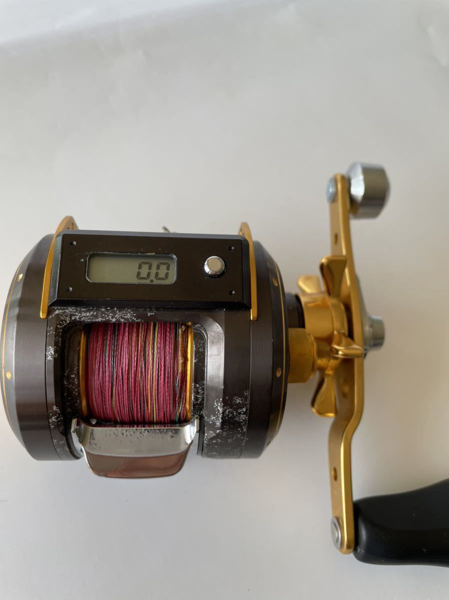 ダイワ ミリオネア DAIWA Millionaire ICV 100R 右ハンドル　ベイトリール　中古品