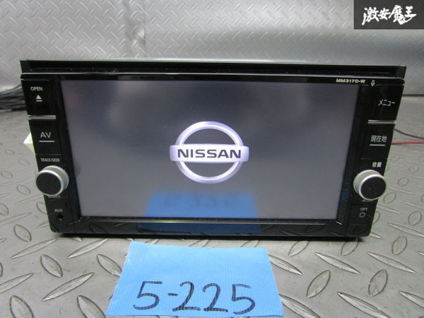 正規品，新品 保証付 日産純正 メモリーナビ カーナビ CD再生 DVD再生 2017年地図 B8260-7992E K13 マーチにて使用(日産)｜売買されたオークション情報、yahooの商品情報をアーカイブ公開 - オークファン 日産