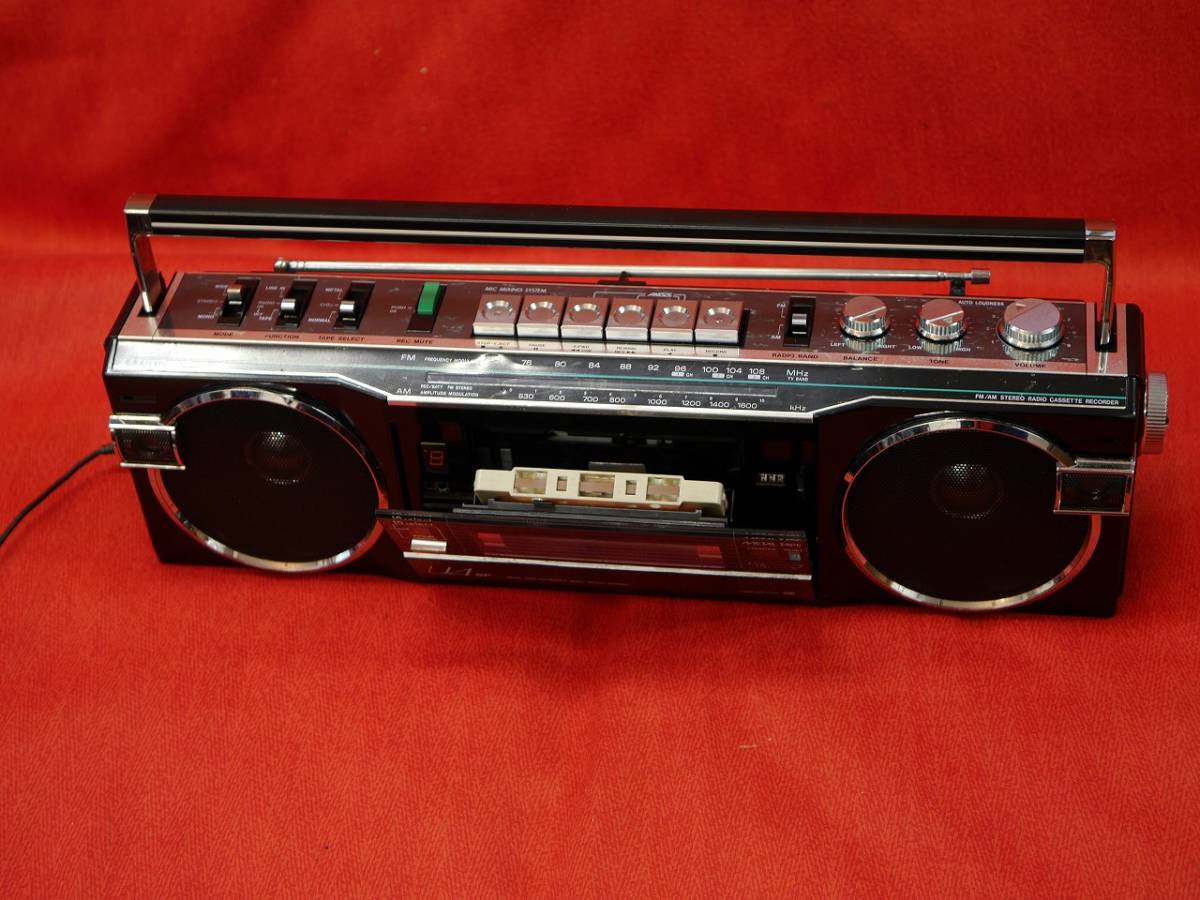 昭和レトロ SANYO サンヨー「おしゃれな 可愛い」テレコ MR-U4SF FM/AM 