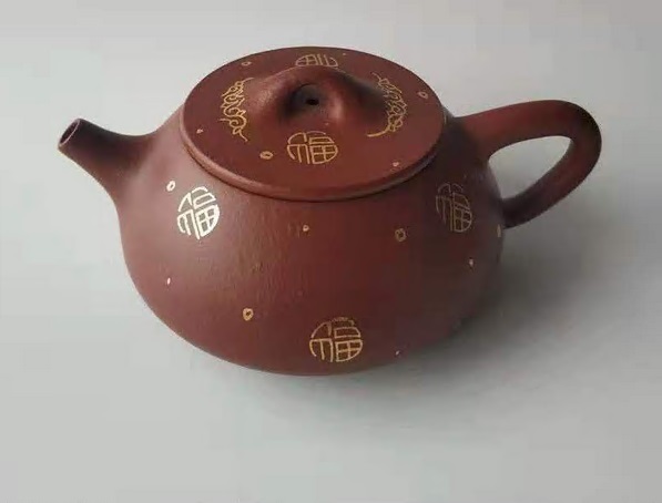 台湾の古骨董品が所蔵する老紫砂壺 茶器セット