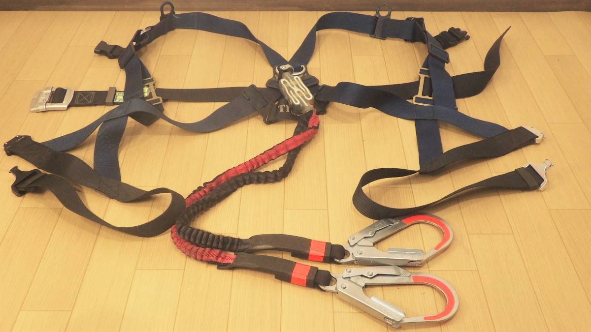 【赤字超特価，定番】 タイタン TITAN Mサイズ 安全帯 フルハーネス税込 7(安全帯)｜売買されたオークション情報、yahooの商品情報をアーカイブ公開 - オークファン 安全帯