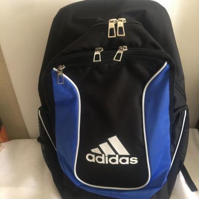 アディダス　サッカーボール用リュック　 4号5号サイズ兼用ブルーブラックadidas 