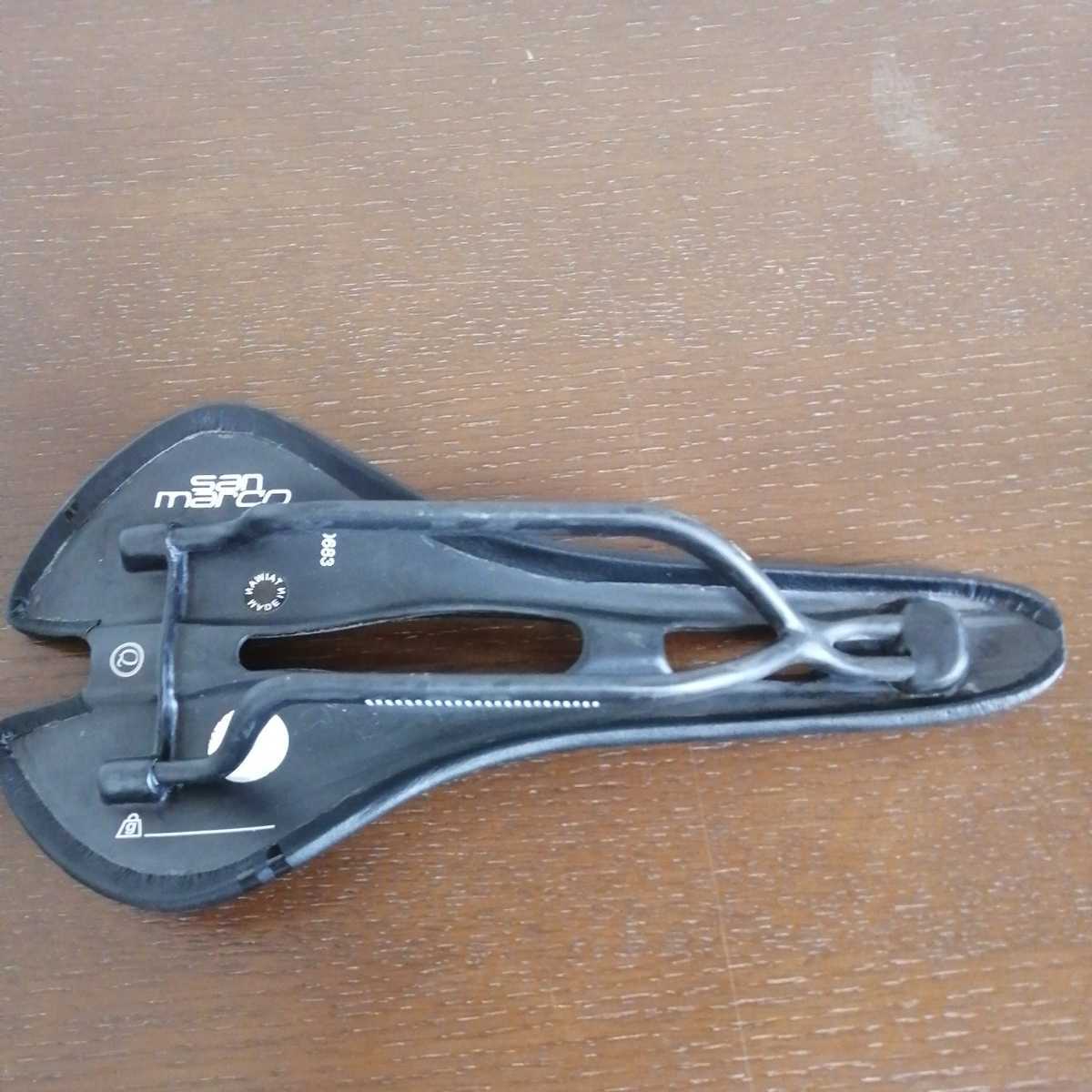 カーボンサドル_2