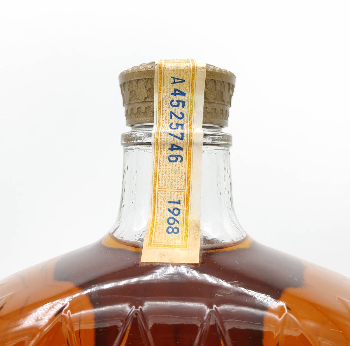全国送料無料】クラウンローヤル 1968 Seagram's Crown Royal Fine De