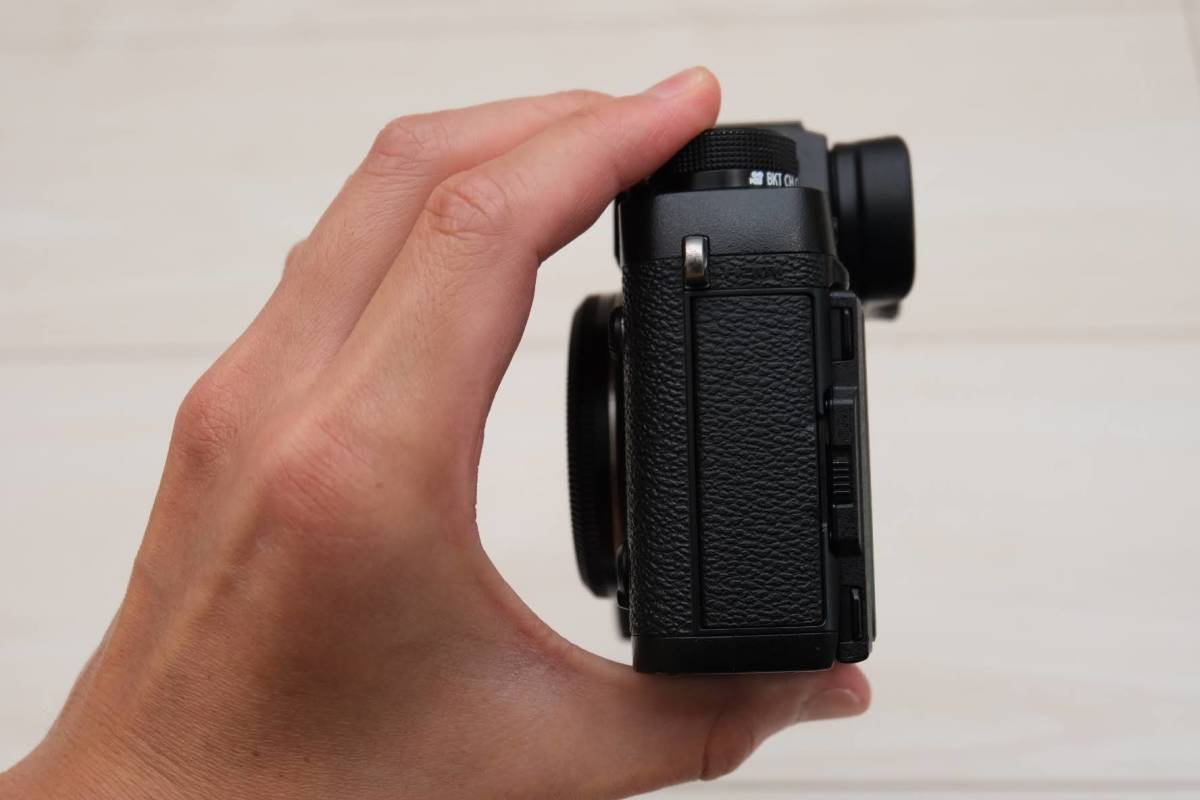 【中古】X-T2+バッテリーグリップVPB-XT2_7