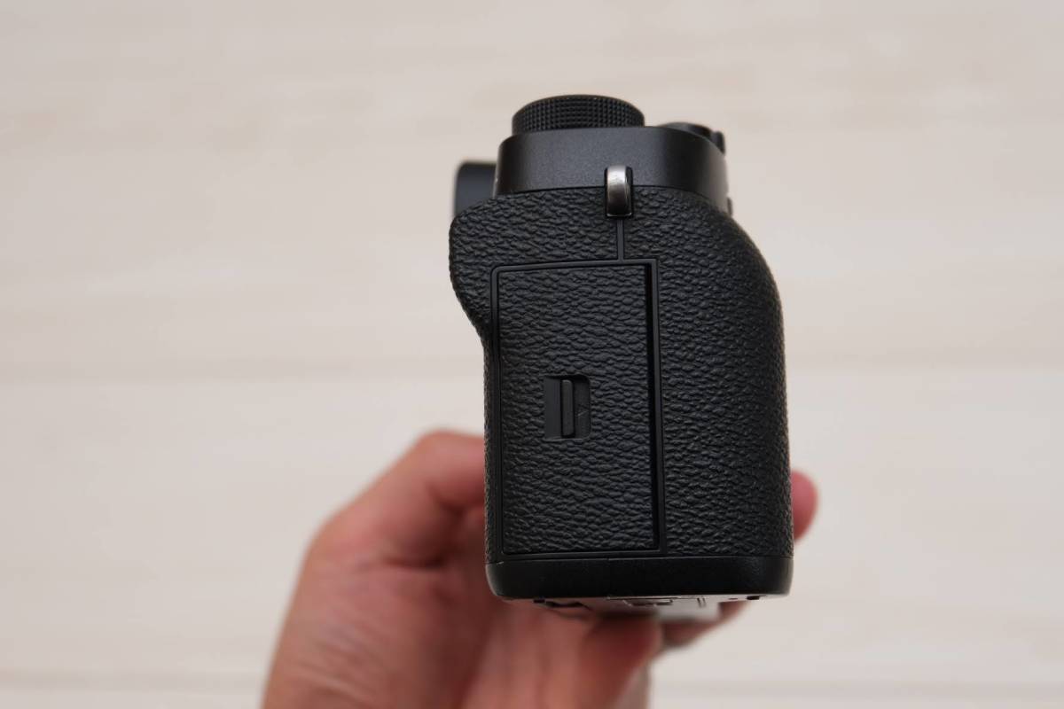 【中古】X-T2+バッテリーグリップVPB-XT2_8