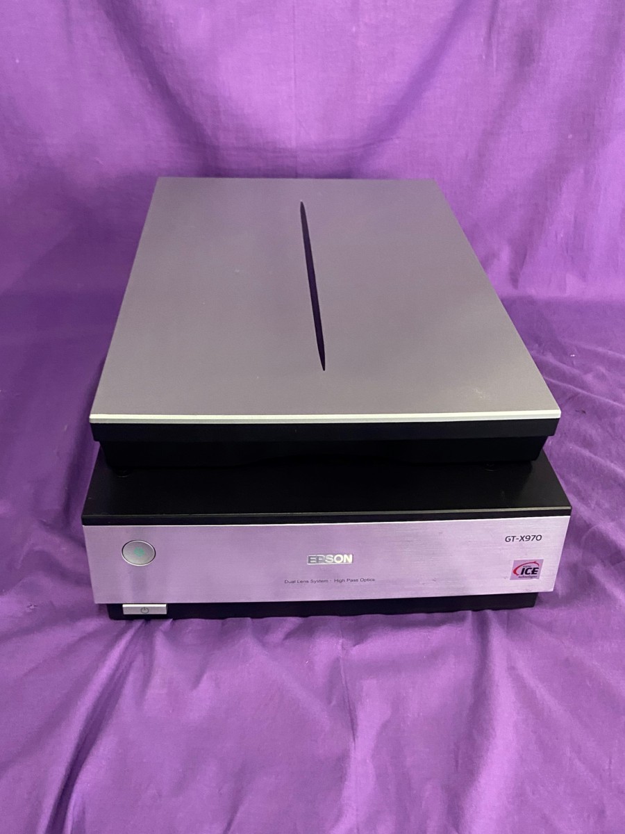 HOT，得価 【埼玉発】 ☆【EPSON】A4フラットベッドカラースキャナー