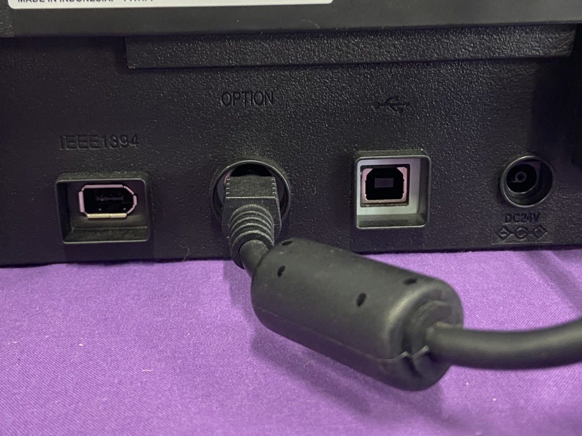 HOT，得価 【埼玉発】 ☆【EPSON】A4フラットベッドカラースキャナー 
