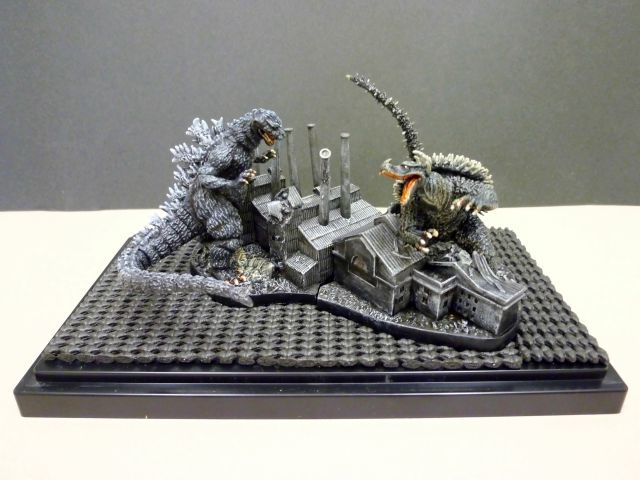 【激レア！美品！】S.H.MonsterArts　デストロイア　ゴジラジュニア 塗装済み完成品＊ゴジラ1995＊バーニングゴジラ＊デストロイア