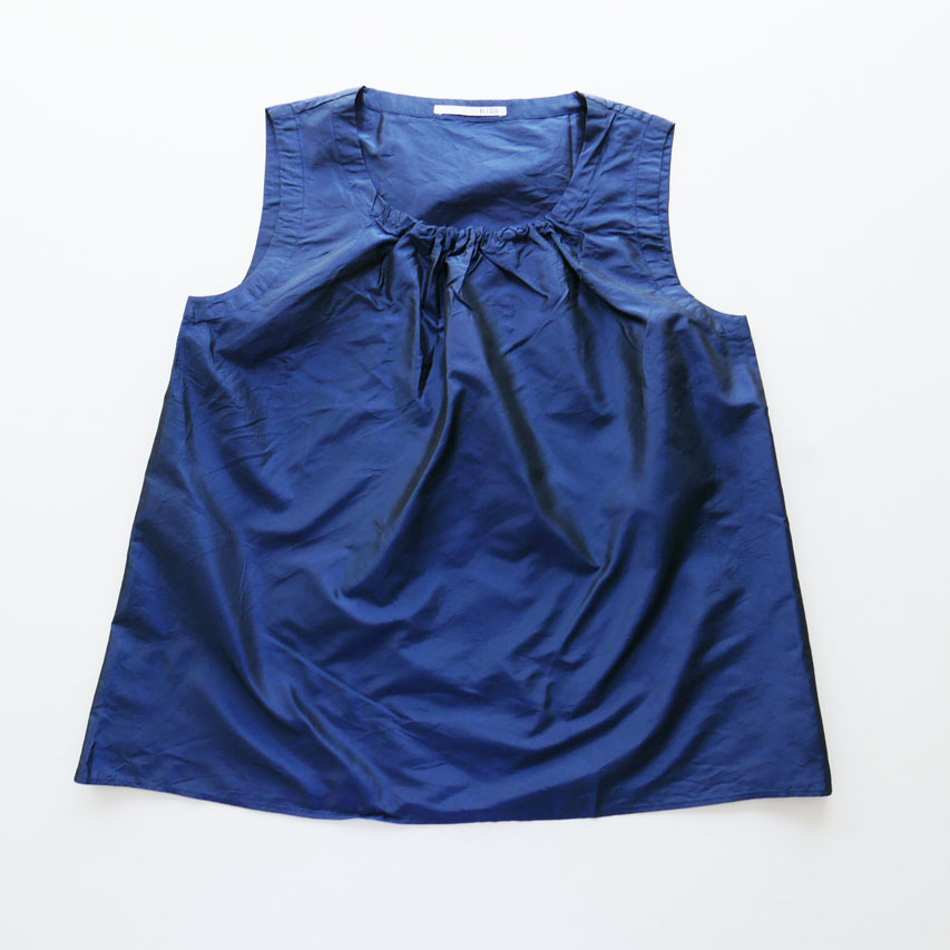 n100 シルク ギャザー付きブラウス ネイビー 34 新品 (m-7) n100 