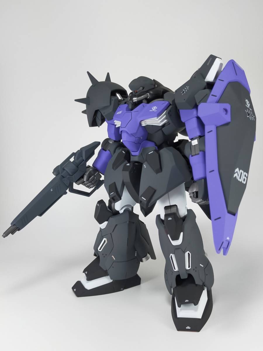 塗装済完成品】HG 1/144 メッサーF01型 [黒い三連星カラー] 機動戦士