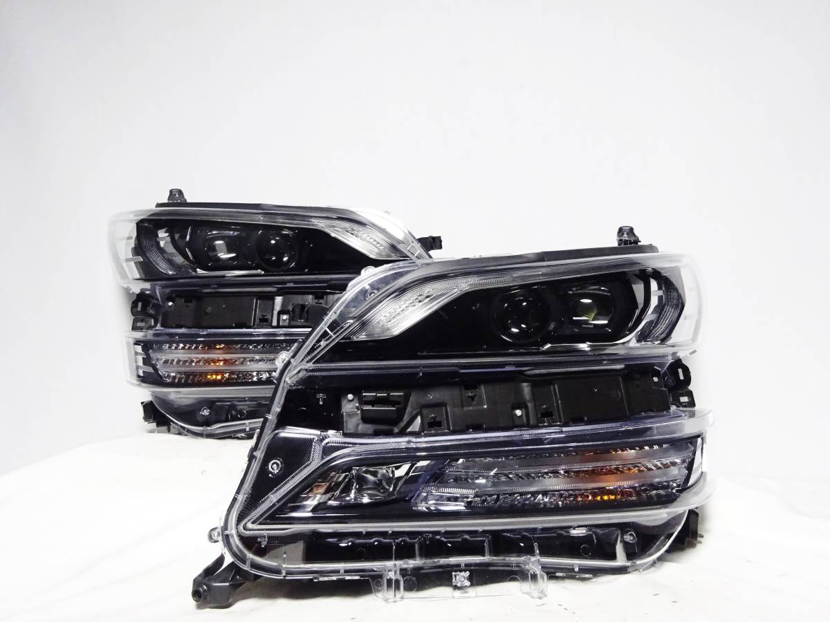 トヨタ ウィッシュ ZNE10/ANE10 後期 左ライト/左ヘッドライト HID