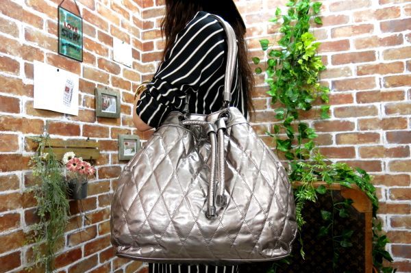 ARMANI EXCHANGE アルマーニ エクスチェンジ◇キルティング PVCレザー  