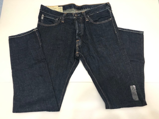 豊富な，安い Abercrombie&Fitch アバクロ ジーンズ デニム ボタンフライ W32xL32 品(W32)｜売買されたオークション情報、yahooの商品情報をアーカイブ公開 - オークファン 男性用