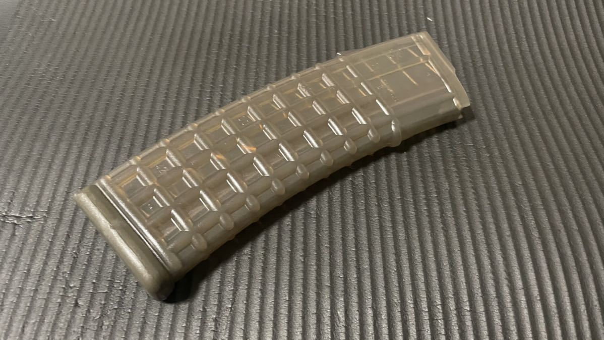 【実物】AUG 40連マガジン ghk 東京マルイ ステアー オーストラリア cyma s&t RIS RAS レイルハンド 