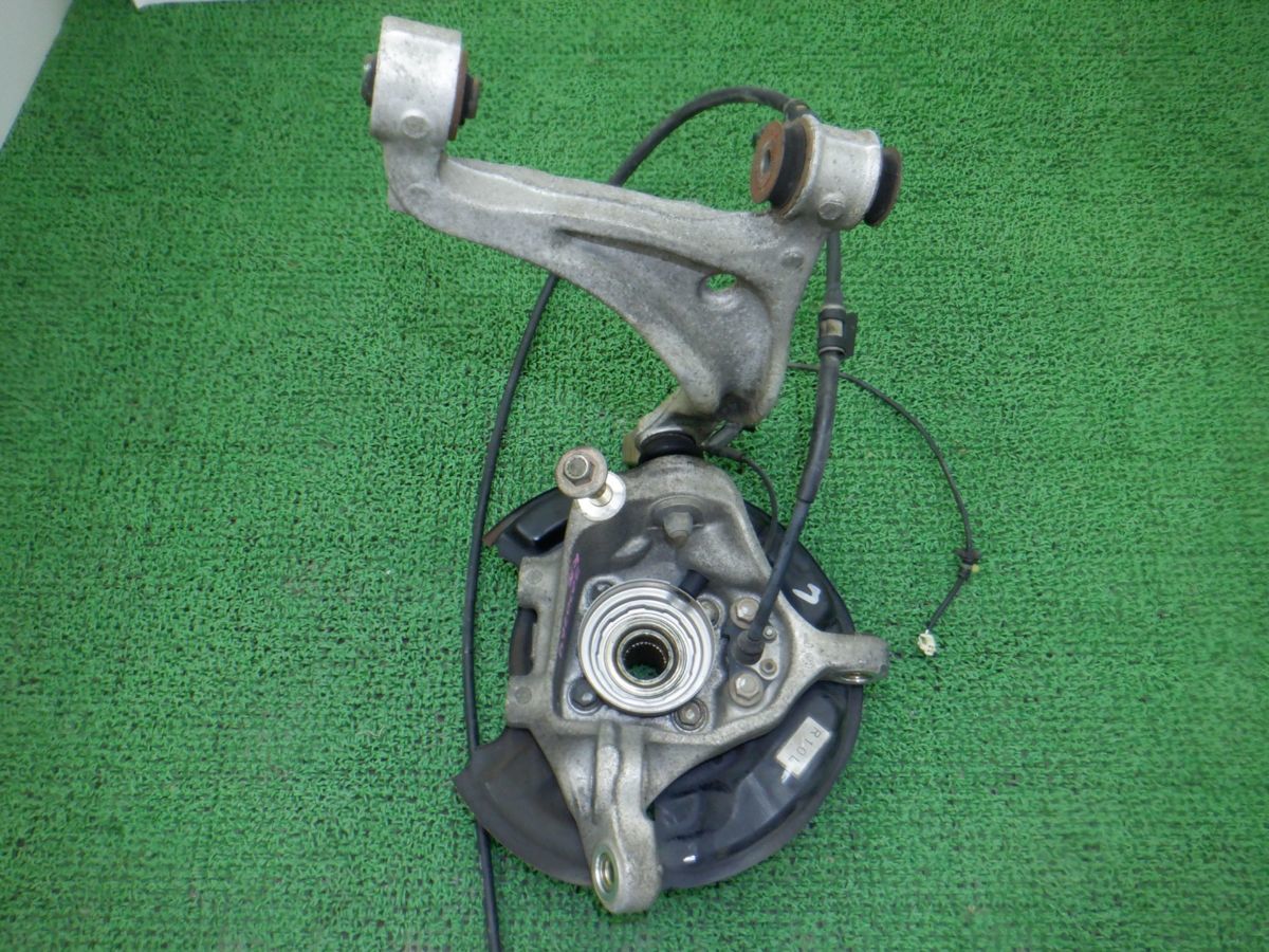 セルシオ セルシオ(UCF30)左リアナックルハブ 中古 924166｜純正中古