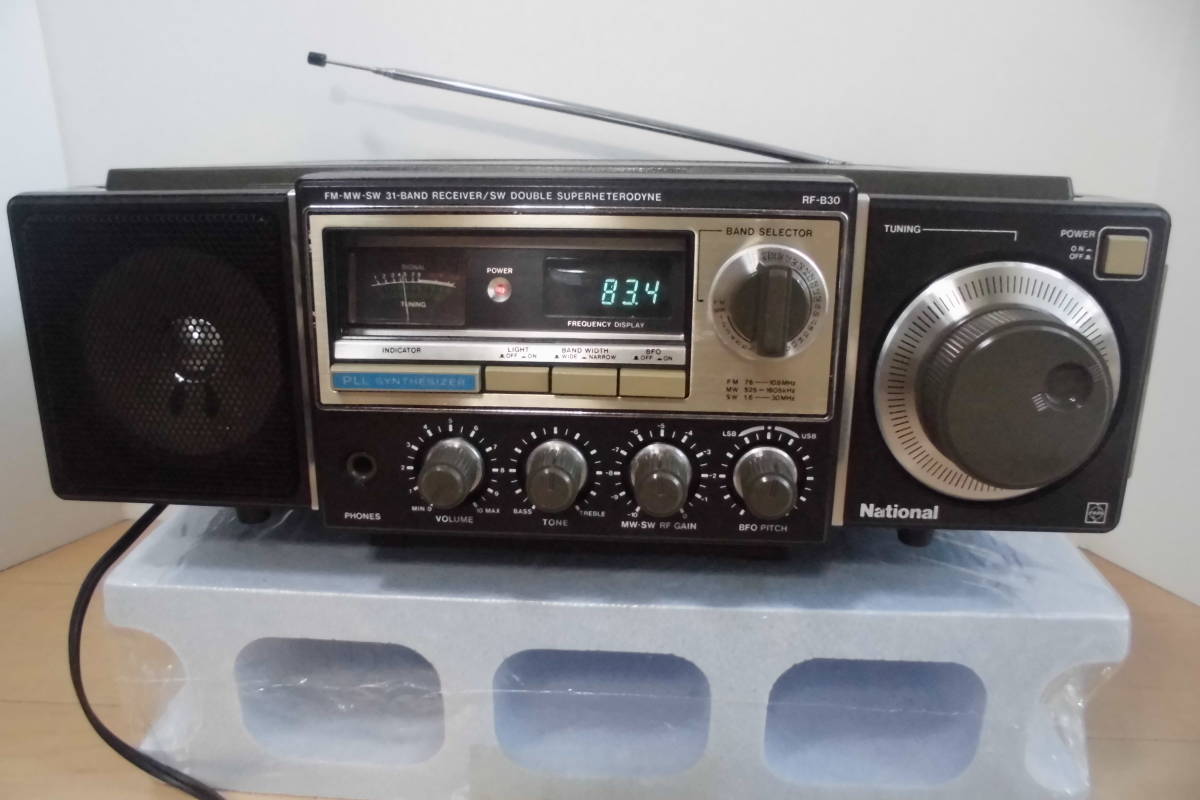 オーディオ機器 美品 National RF-B30 FM MW SW ラジオ 本体