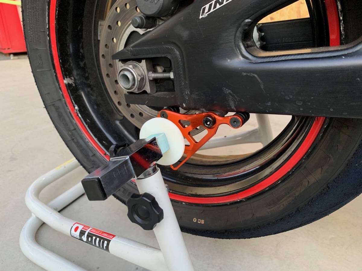 CBR600RR SHOP 07- ONLINE TSR スプロケットガード – ワークスタイプ カーボン | カニフック - ウェビックガレージセール 純正 フロント バイクの系譜