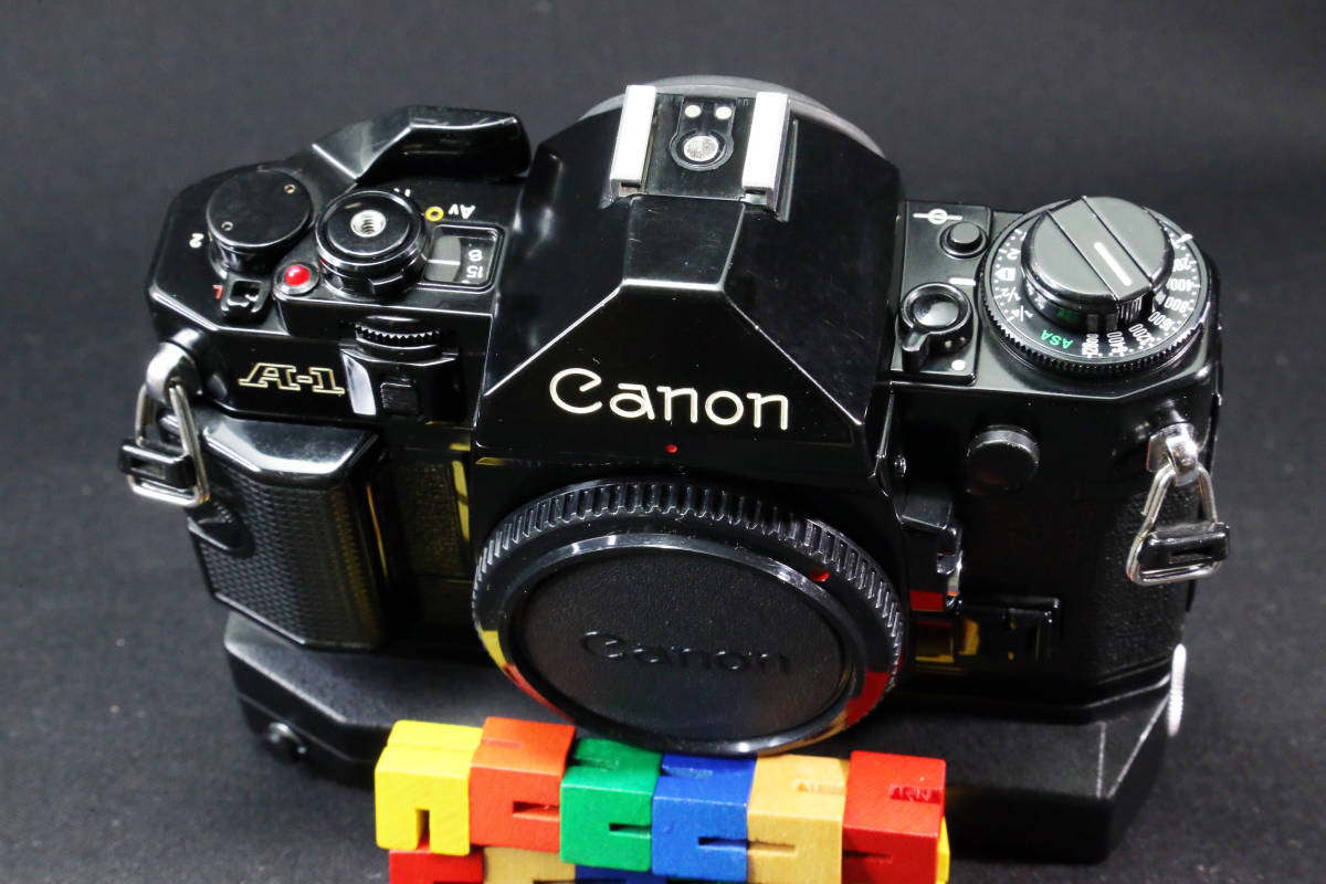 Canon A-1 パワーワインダー(A2)付 FD 28mm 1:2.8(前後キャップ，純正