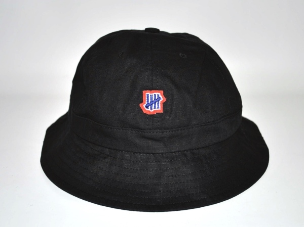 即決 未使用【UNDEFEATED】 アンディフィーテッド 5 STRIKE BUCKET HAT 黒 L/XL 新古